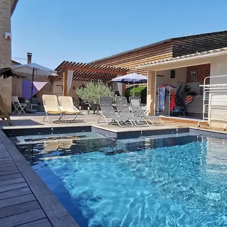 Holiday home L'authentique Eurre